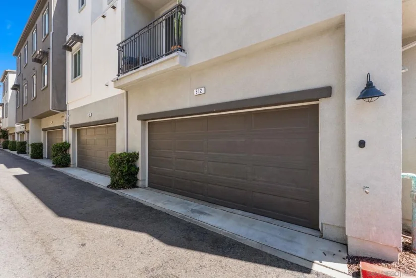 2564 S Escondido Boulevard #512 photo 27