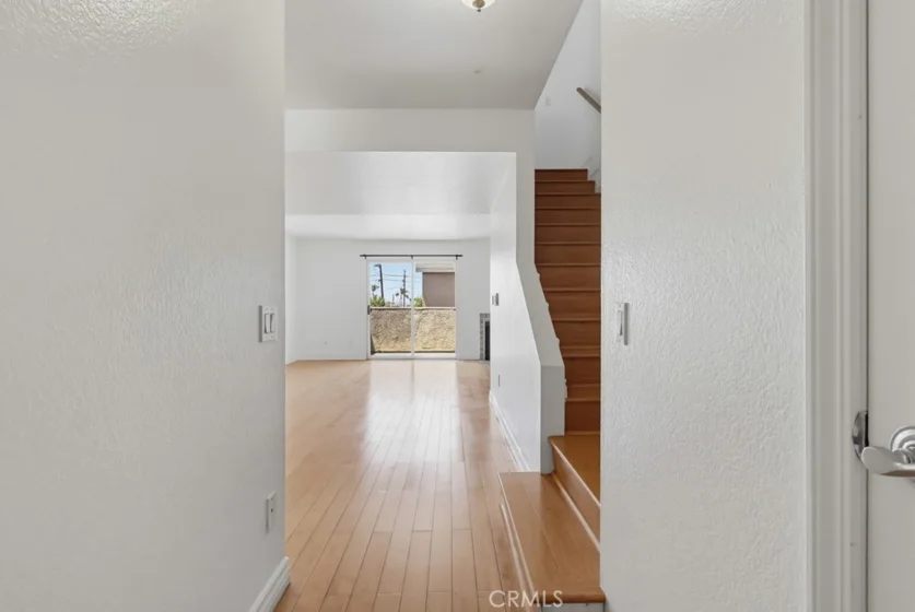 1355 Loma Avenue #311 photo 9