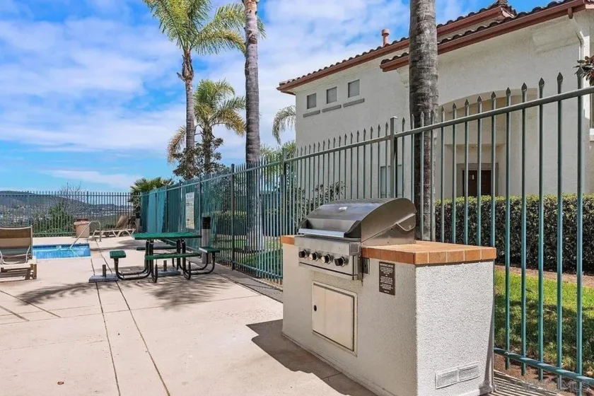 10910 Ivy Hill Drive #4 photo 23