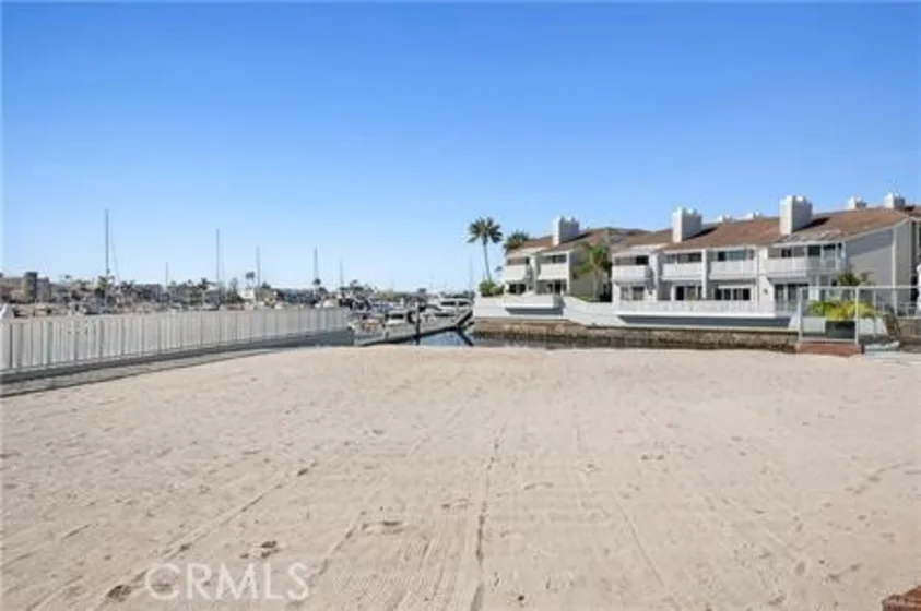 1030 Bayside Cove #702 photo 35