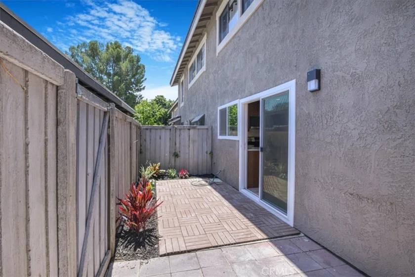 229 Springview photo 30