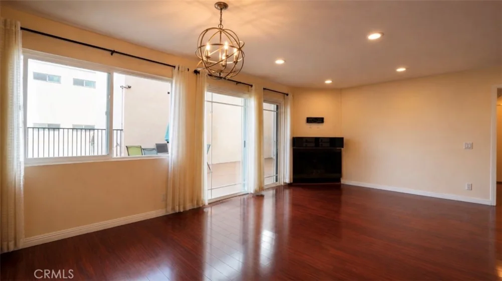 601 E Orange Grove #103 photo 27