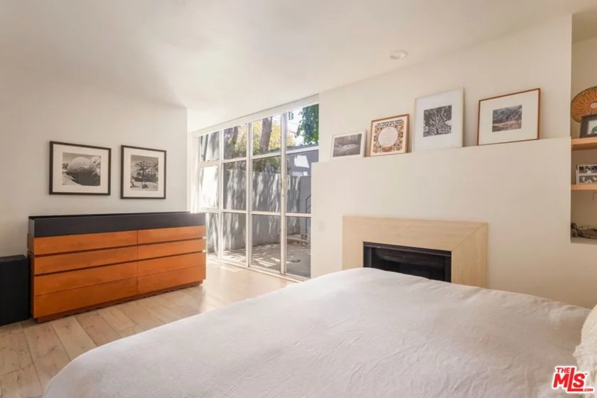2433 28th Street #B photo 18