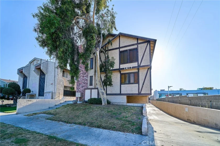 1417 S Marguerita Avenue #10 photo 44