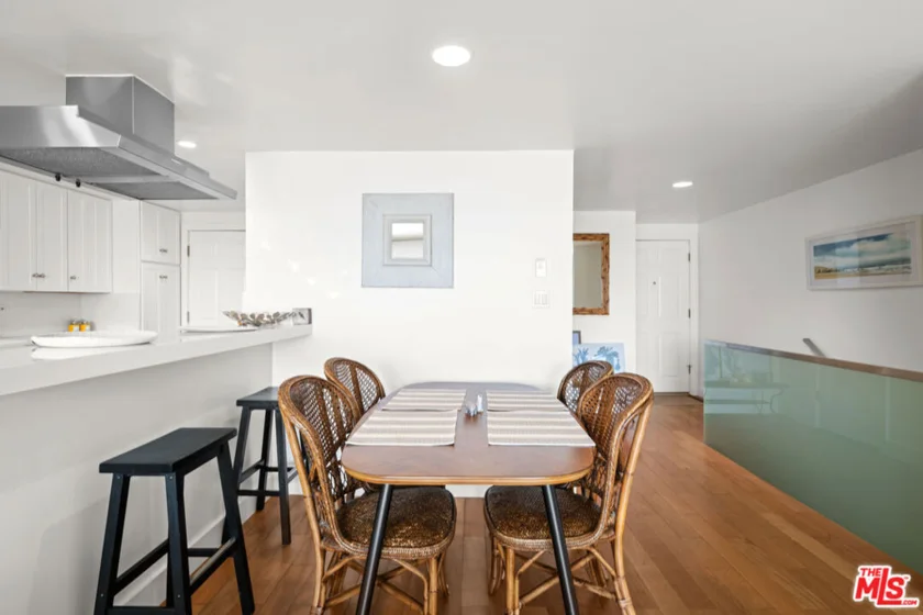 23908 De Ville Way #A photo 7