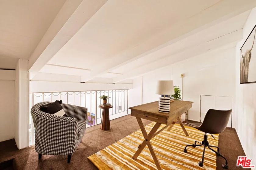 2700 Cahuenga Boulevard #4303 photo 11