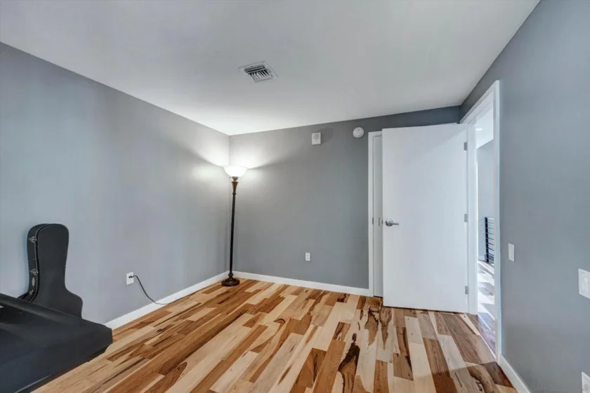321 10th Avenue #212 photo 14