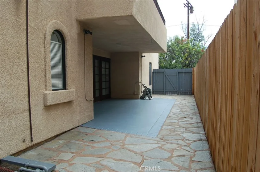 121 S Wilson #103 photo 34