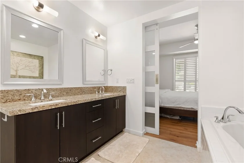 21 Gramercy #102 photo 18