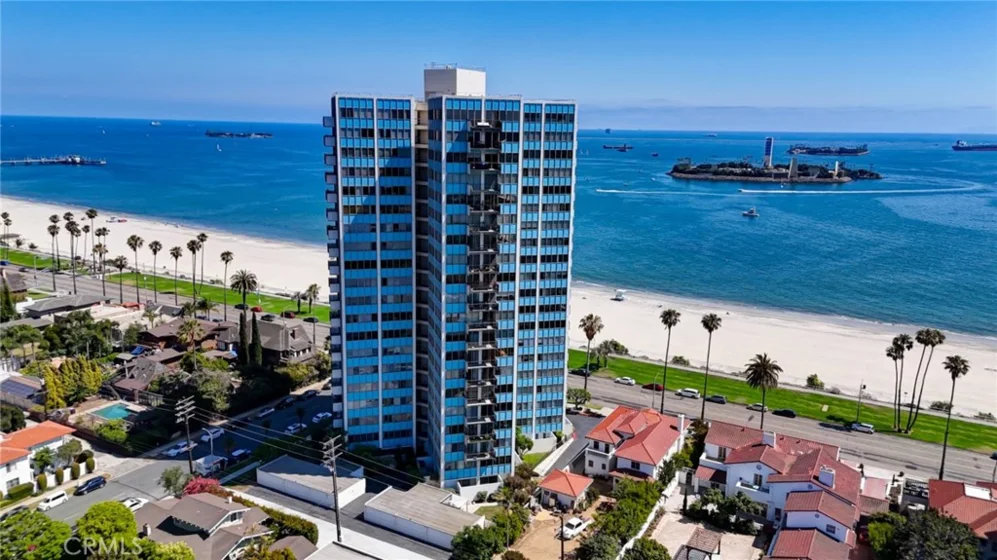 2999 E Ocean Boulevard #120 photo 27