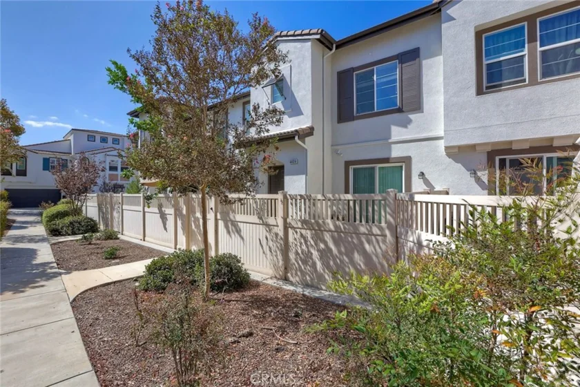 44014 Arcadia Court photo 5