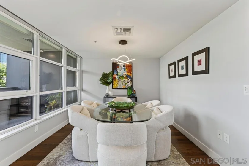 1325 Pacific Hwy #314 photo 21