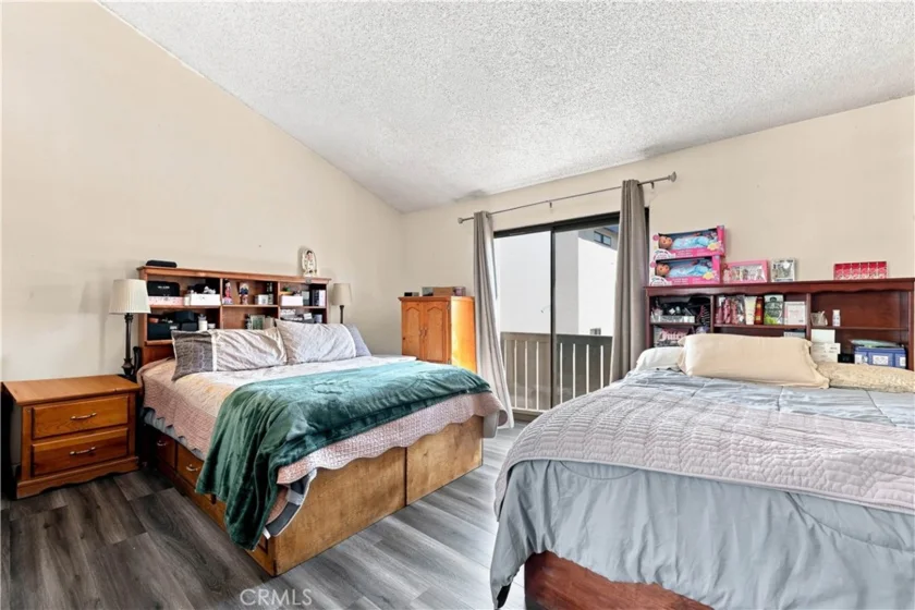 9625 Sylmar Avenue #23 photo 28
