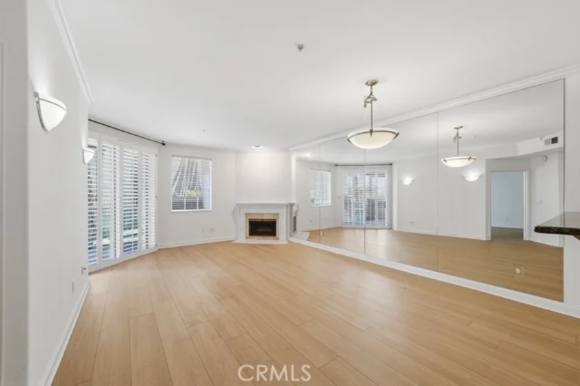 1500 E Ocean Boulevard #416 photo 2
