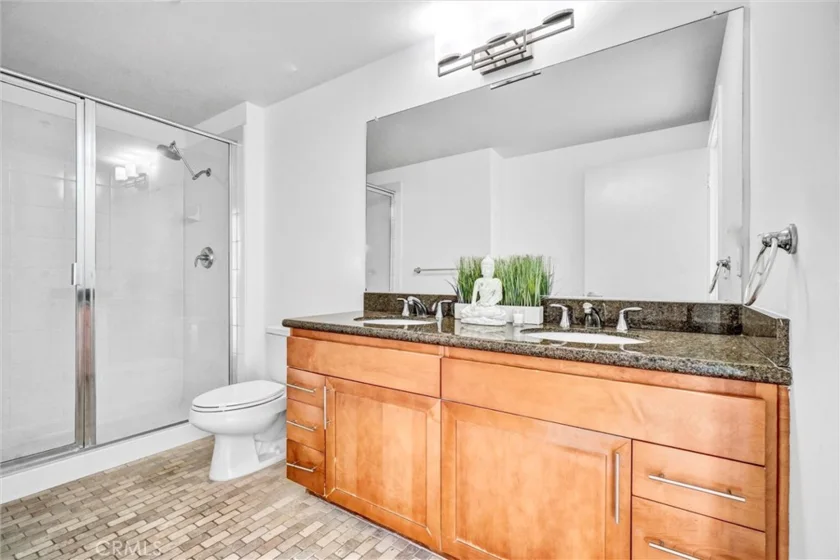 411 W Seaside Way #1804 photo 15