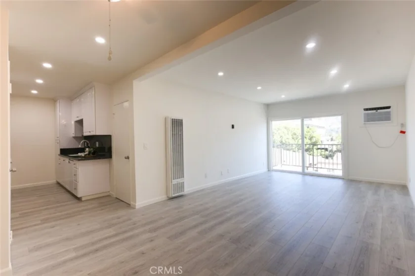 409 Burchett Street #311 photo 1