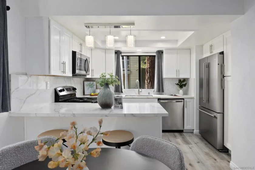 1483 Broadway #N photo 1