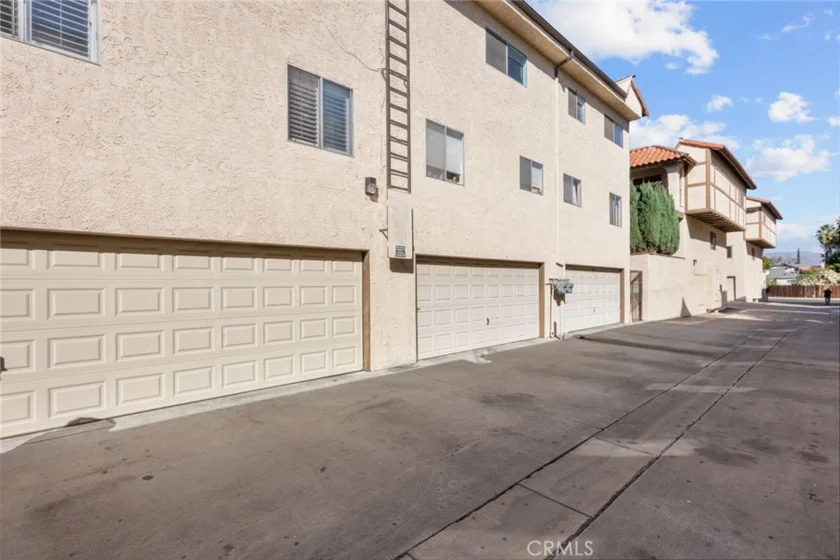 19545 Sherman Way #74 photo 23