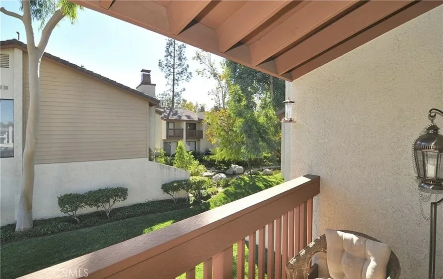 21555 Burbank #74 photo 11