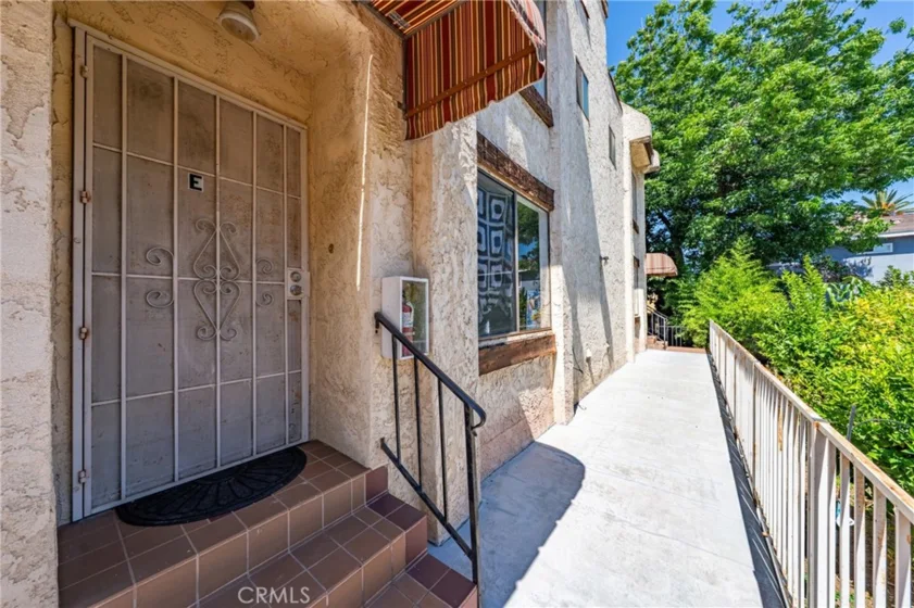 1420 S 5th Street #E photo 2
