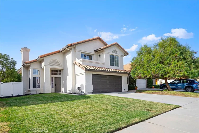 24551 Calle Magdalena photo 1