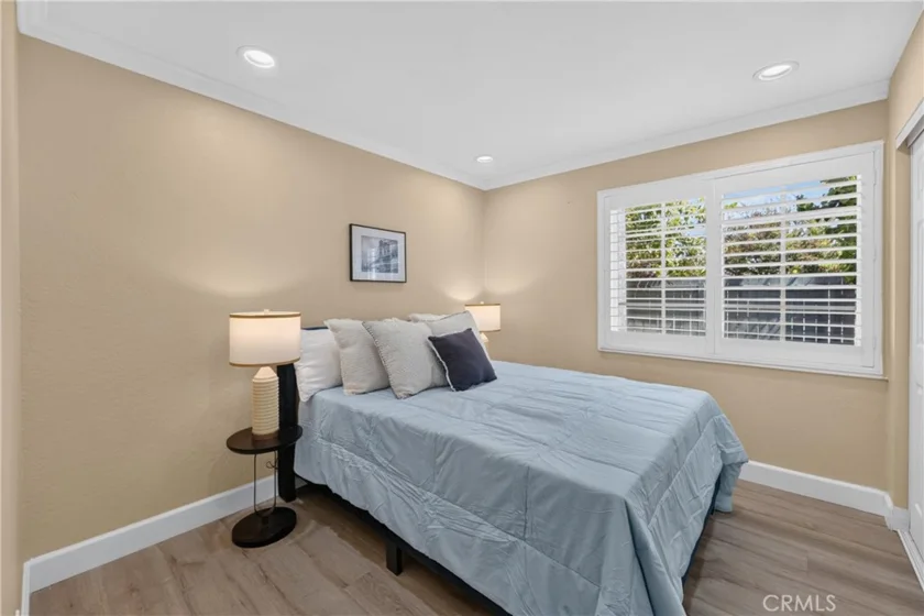 13930 Parkway photo 20