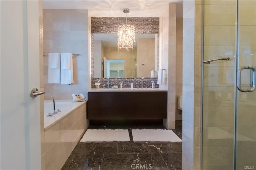 900 W Olympic Boulevard #36B photo 12