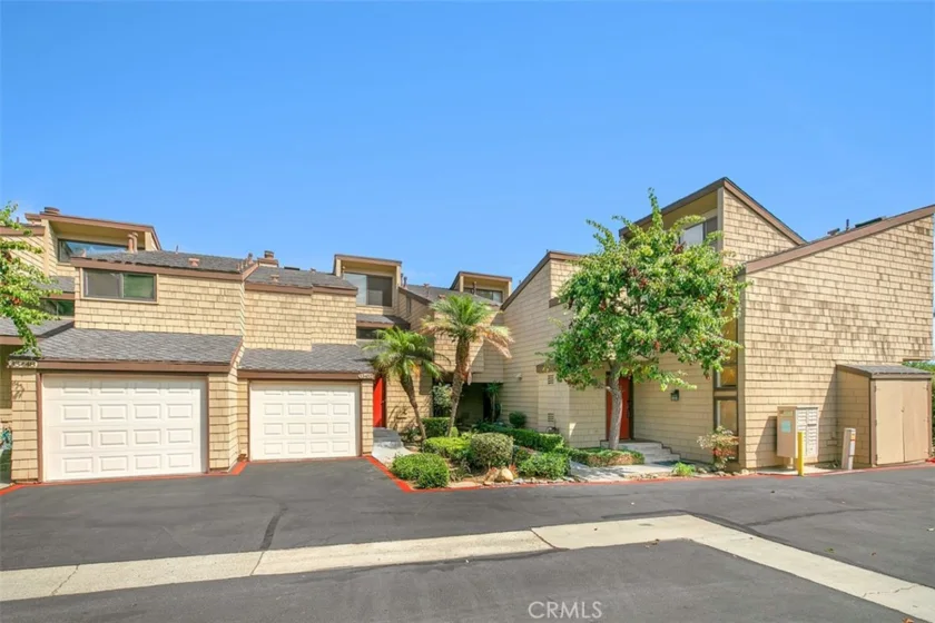 33456 Valley View Court #15 photo 1