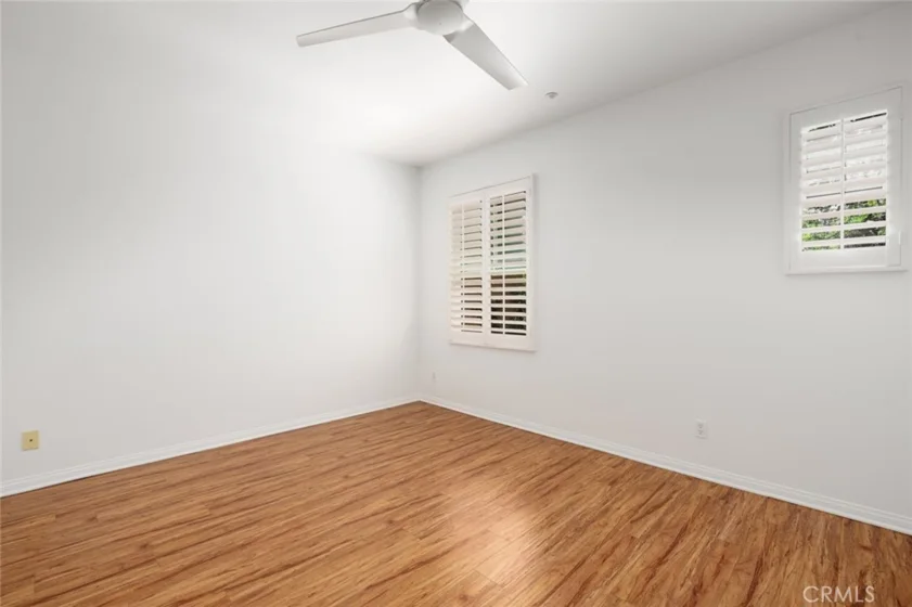 127 Jadestone photo 32