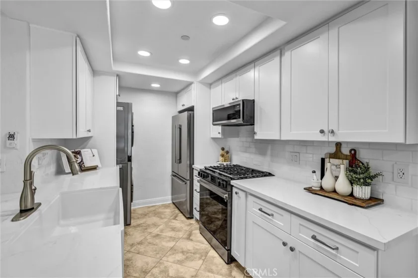 1042 Calle Del Cerro #203 photo 32