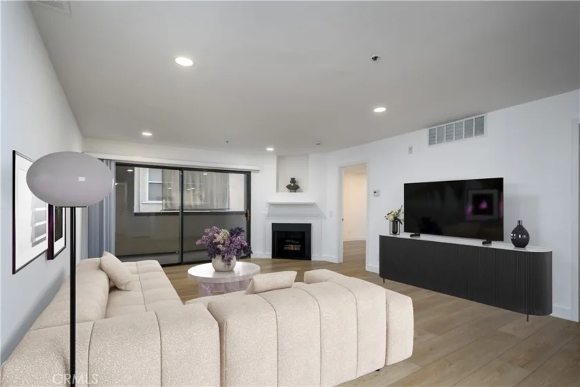 35 Linden photo 8