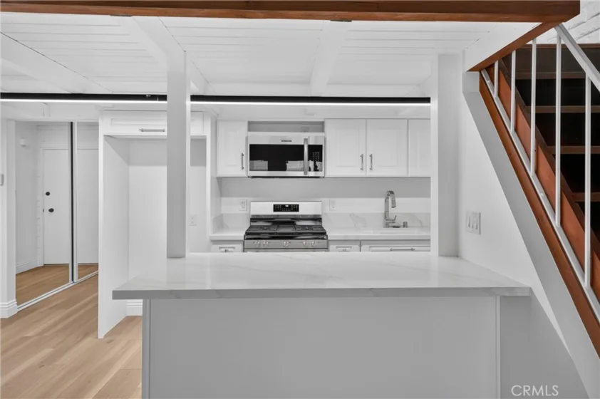 5068 Lakeview photo 19