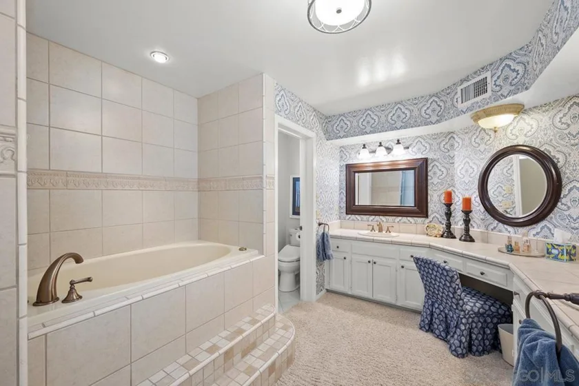 3828 Riviera Drive #2B photo 36