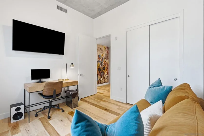 1025 Island Avenue #315 photo 29