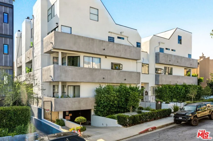 839 Larrabee Street #2 photo 39