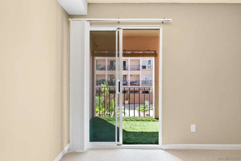 4730 Noyes #217 photo 21