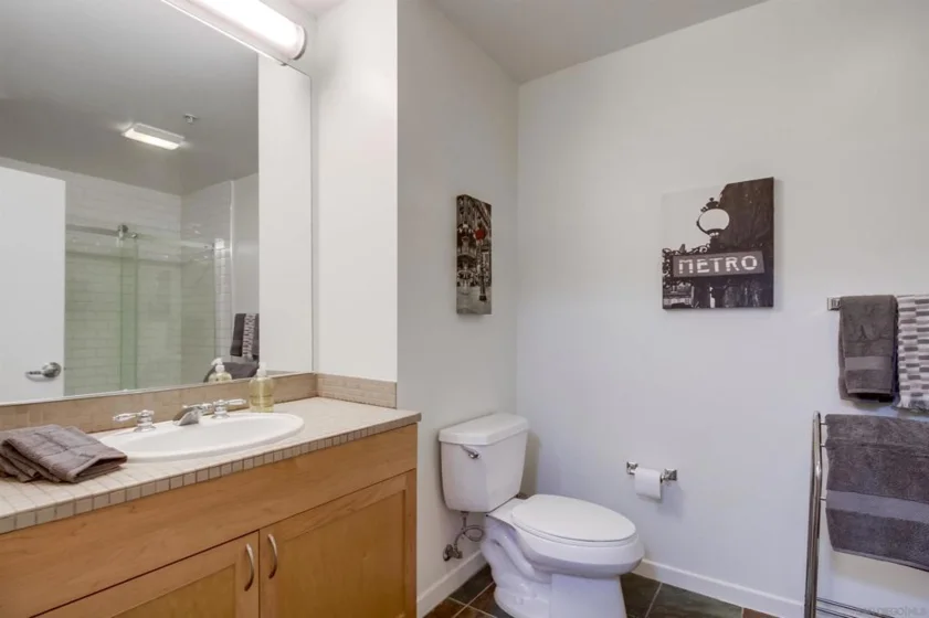 1150 J #603 photo 16