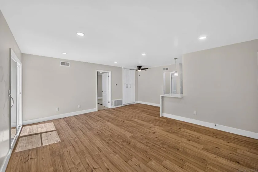 8318 Panorama Ridge Court photo 13
