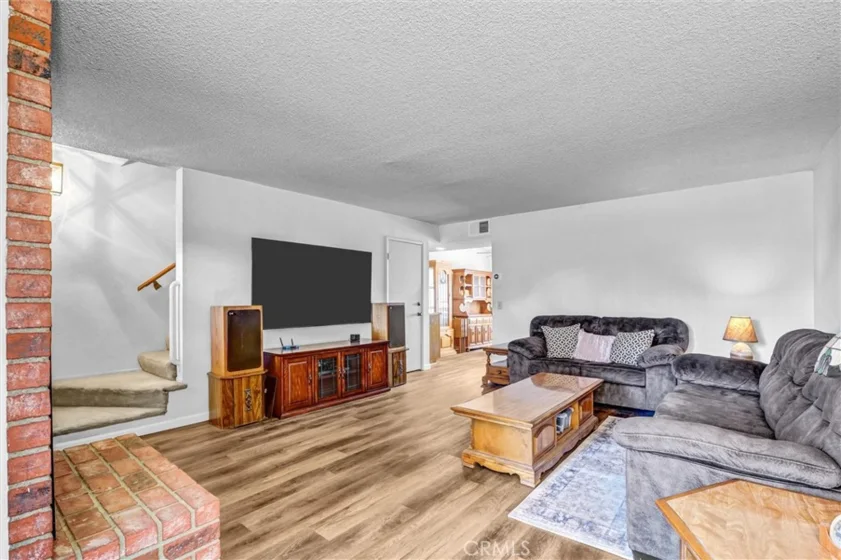 19451 Sherman Way #504 photo 11