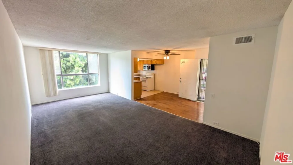 500 Evergreen Street #306 photo 15