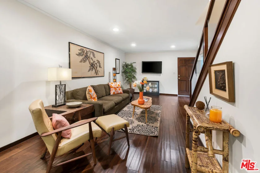 1741 Granville Avenue #109 photo 1