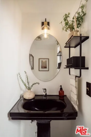 822 Victor Avenue #4 photo 7