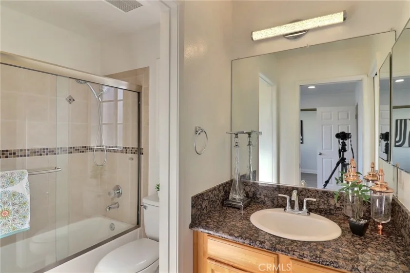 49 N Parkwood #7 photo 3