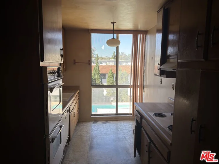 5625 Windsor Way #316 photo 7