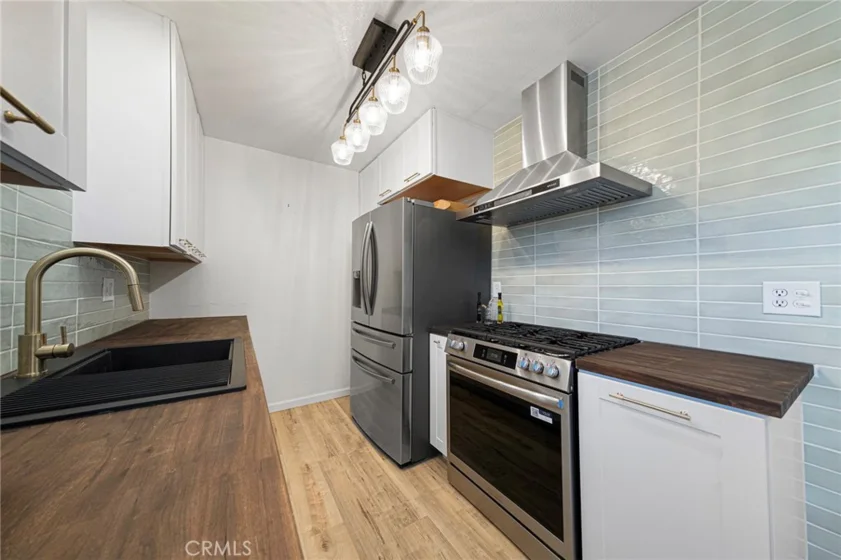 660 S Glassell Street #54 photo 11