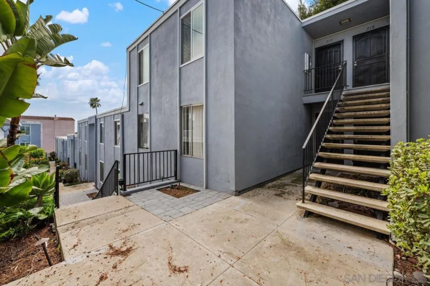 4750 Noyes Street #218 photo 10