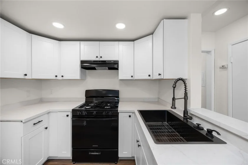 600 W 3rd Street #B205 photo 5