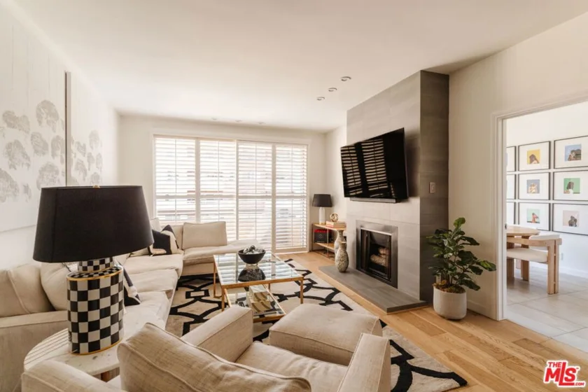 1509 Greenfield Avenue #201 photo 1