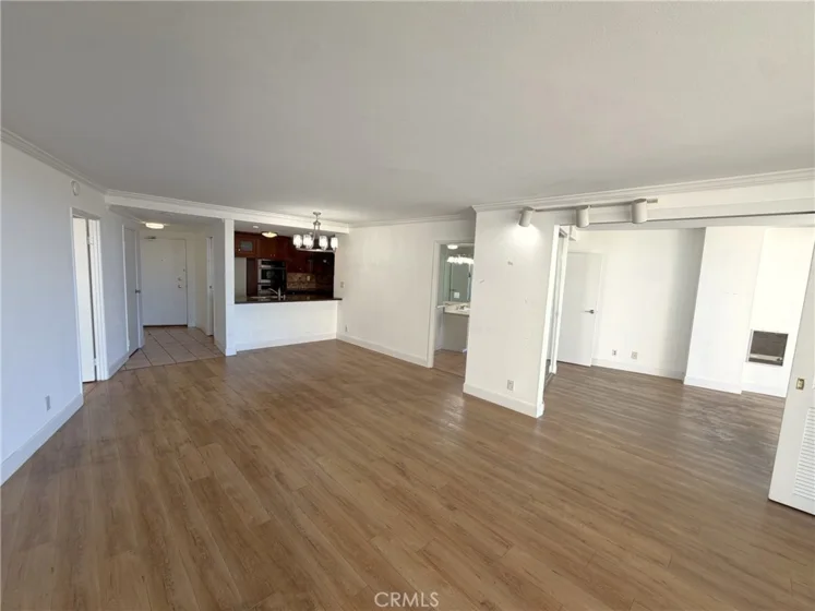 700 E Ocean #808 photo 10