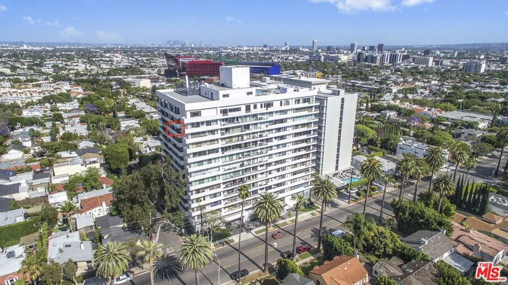 838 N Doheny Drive #1204 photo 21